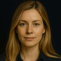 Evelyne